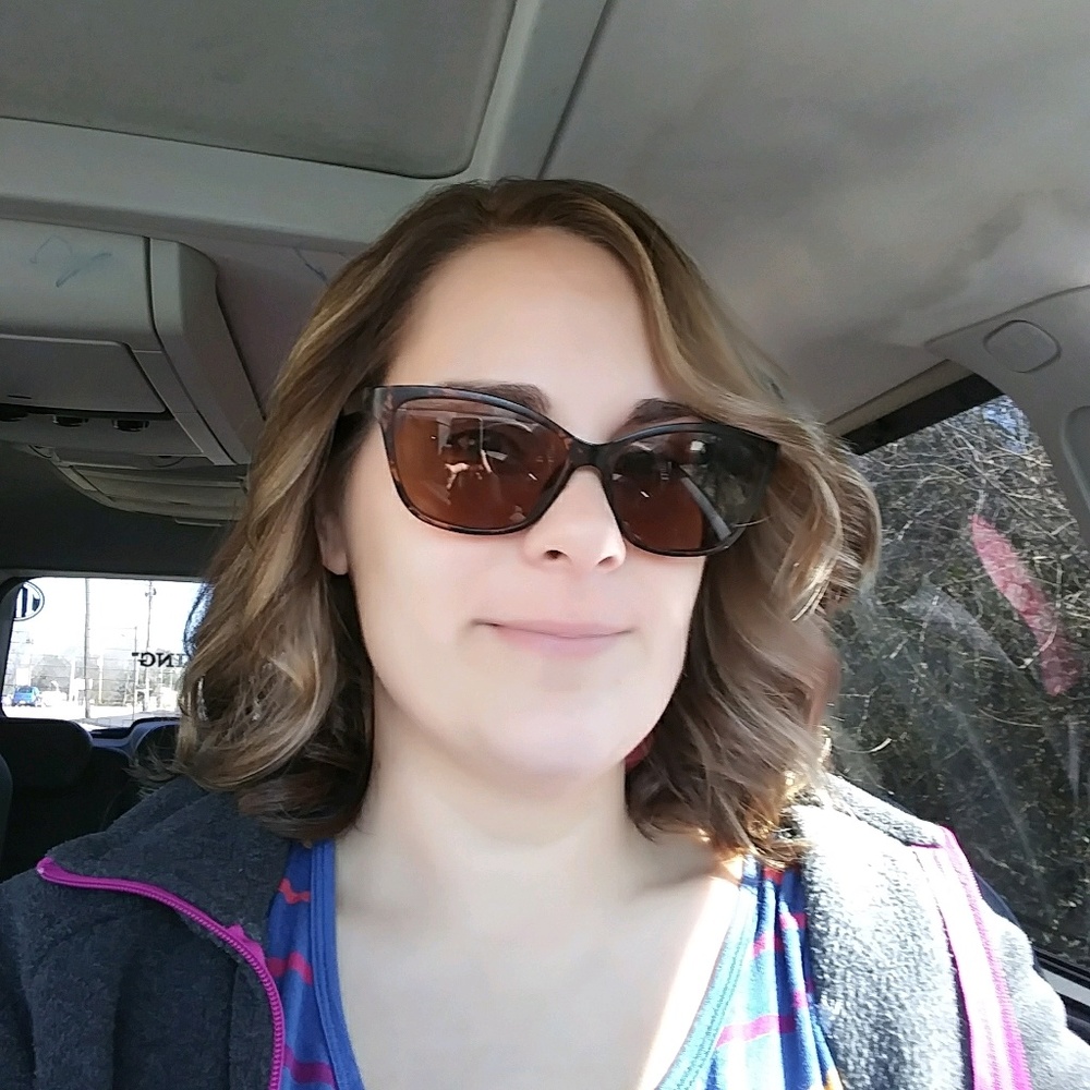 Meet your Posher, Toni